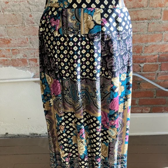 Koret Black Floral Vintage Skirt SIZE 14 - Picture 4 of 8